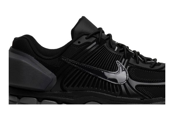 A-Cold-Wall* x Nike Air Zoom Vomero 5 ‘Black’ AT3152-001