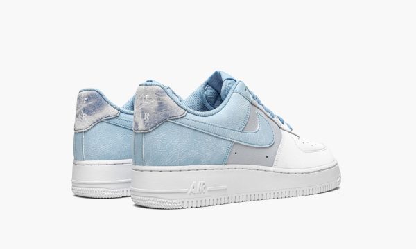 Air Force 1 ’07 LV8 ‘Psychic Blue’