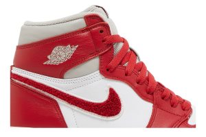 air-jordan-1-high-og-chenille-dj4891-061-domahi-store-ydt14.jpeg