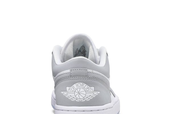 Air Jordan 1 Low ‘White Wolf Grey’ DC0774-105