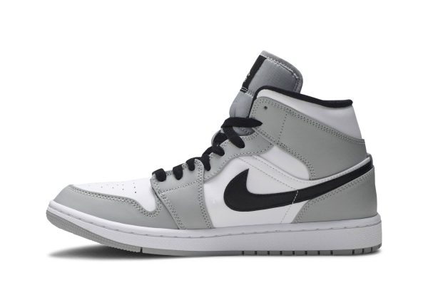 Air Jordan 1 Mid ‘Light Smoke Grey’ 554724-092