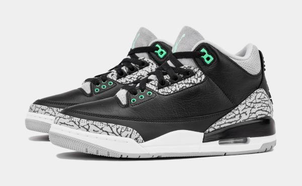 Air Jordan 3 Retro ‘Green Glow’ CT8532-031