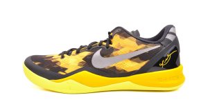 Nike Kobe 8 XDR ‘Black Yellow’ 555286-077