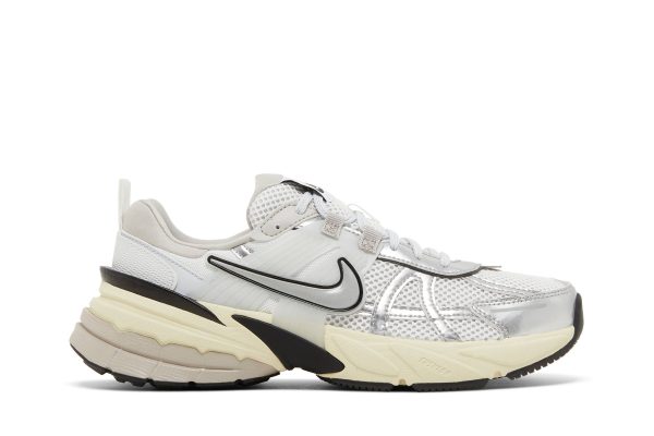 Nike Runtekk ‘Summit White’ FD0736-100