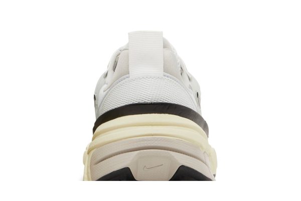 Nike Runtekk ‘Summit White’ FD0736-100