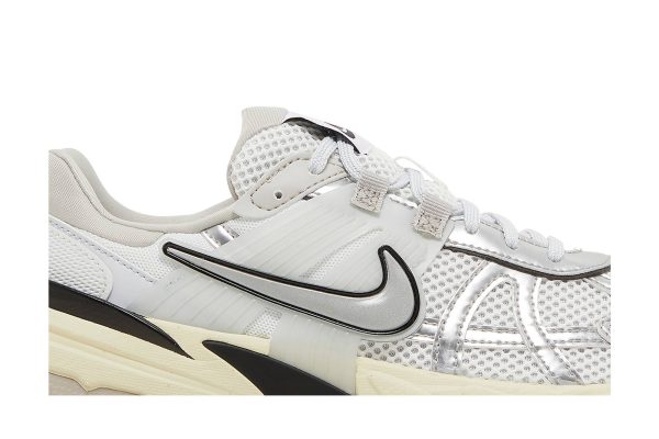 Nike Runtekk ‘Summit White’ FD0736-100