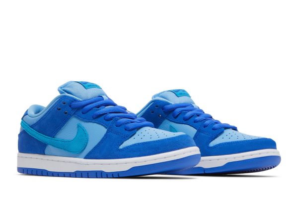 Nike SB Dunk Low ‘Blue Raspberry’ DM0807-400