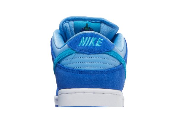 Nike SB Dunk Low ‘Blue Raspberry’ DM0807-400