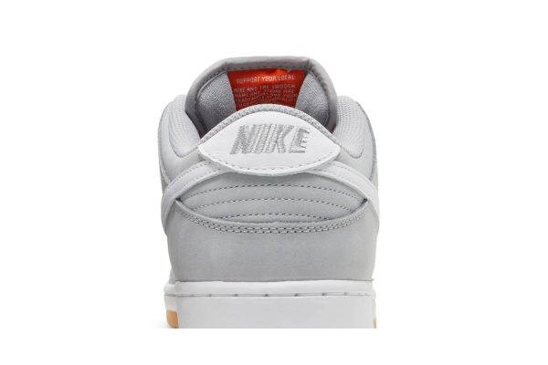 Nike SB Dunk Low ‘Grey Gum’ DV5464-001