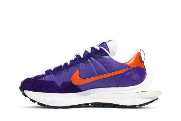 sacai x Nike VaporWaffle ‘Dark Iris’ DD1875-500